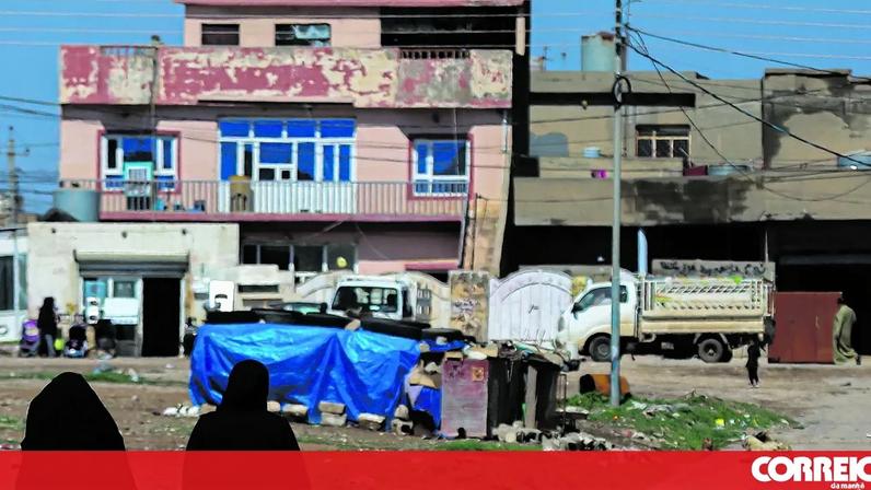 Pacto de silêncio entre refugiados curdos no Irão
