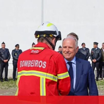 Ministro da Administração Interna reforça proximidade com bombeiros