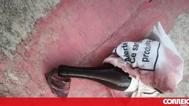 A garrafa que foi arremessada contra manifestantes em Lisboa