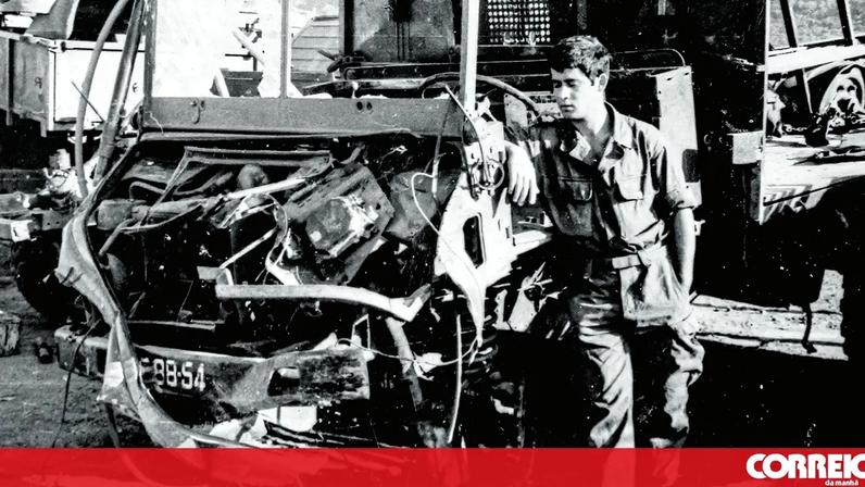 Junto à viatura onde Jacinto Pisco foi ferido devido à explosão de uma mina