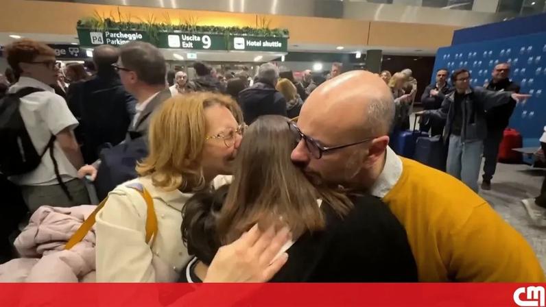 “Víamos os mísseis a passar pela janela”: a emoção na chegada a Milão de 200 estudantes italianos retirados do Dubai