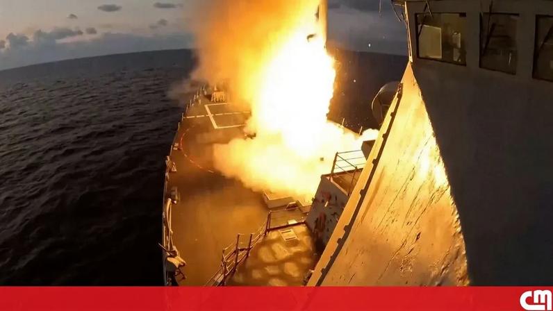 Imagem do vídeo mostra momento em que navio dos EUA lança mísseis Tomahawk durante operação militar no Irão
