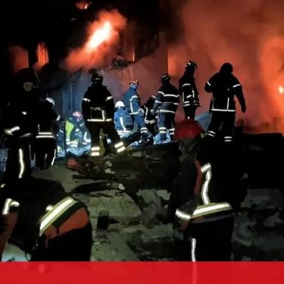 Pelo menos 10 mortos em ataque russo contra edifício residencial em Kharkiv