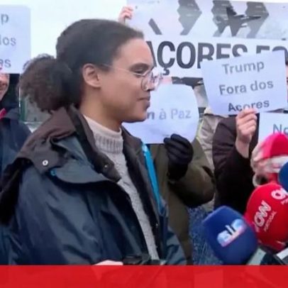 Duas dezenas de pessoas manifestam-se contra o uso da Base das Lajes no Irão