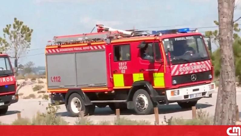 Incêndio de grandes dimensões consome hotel de madeira da herdeira da Zara em Troia