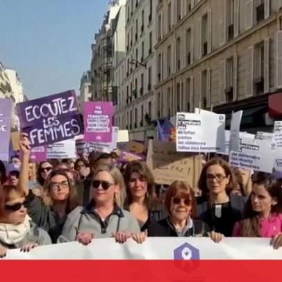 Gisèle Pelicot junta-se a milhares numa marcha do Dia da Mulher em Paris