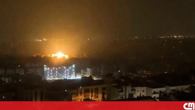 Explosões atingem Beirute durante a noite