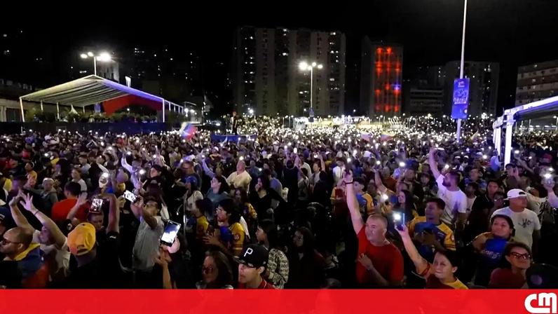 Ruas de Caracas festejam vitória da Venezuela sobre EUA no Mundial de beisebol