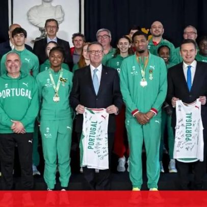 Presidente da República condecora medalhados nos Mundiais de pista coberta