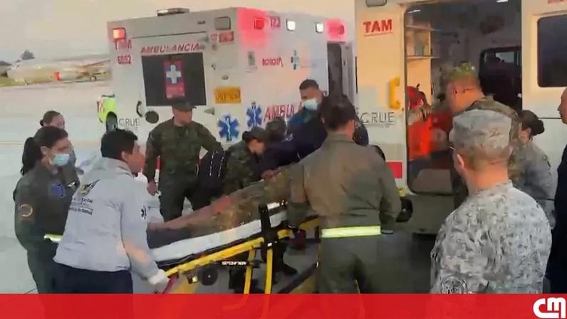 Forças armadas da Colômbia divulgam imagens de soldados feridos após queda de avião militar que fez 66 mortos