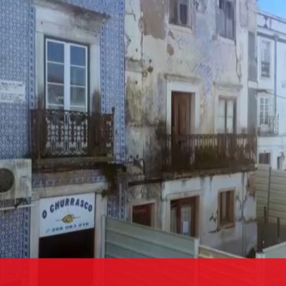 Moradora acusa município de não agir sobre prédio degradado em Estremoz
