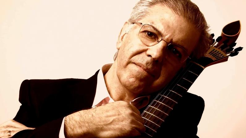Morreu o guitarrista e fadista Carlos Macedo, intérprete de "Até o Rei ia ao Fado"