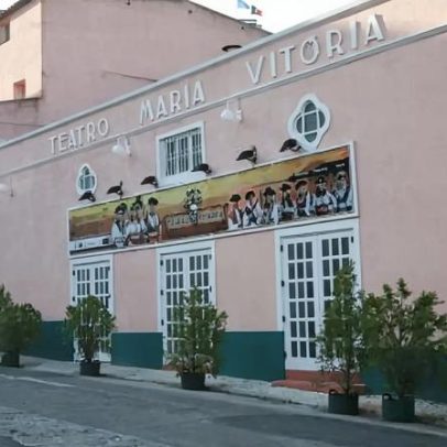 Atores mobilizam-se diante do possível fecho do Teatro Maria Vitória