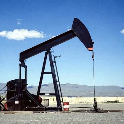 Petróleo Brent em maio sobe 10% e aproxima-se de 105 euros