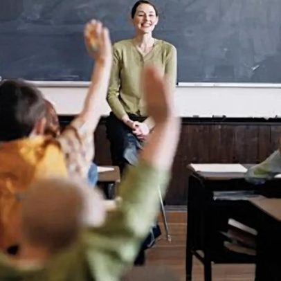 Fusão de ciclos elimina professor único na primária