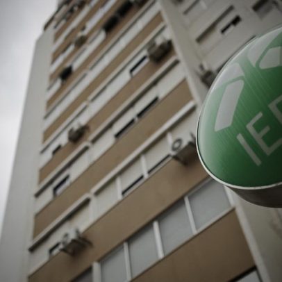 Casais desempregados caem 12,6% em fevereiro