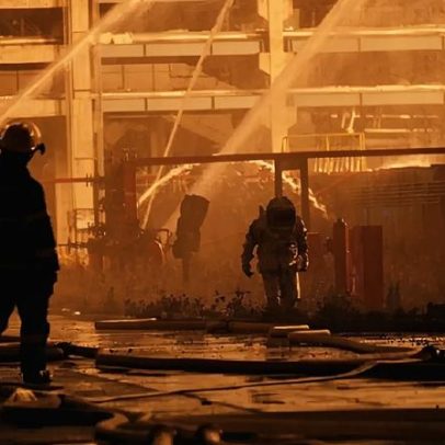 Incêndio num edifício no centro da China faz três mortos e 23 feridos