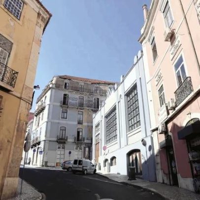 Tribunal adia decisão sobre moradas falsas para legalizar imigrantes