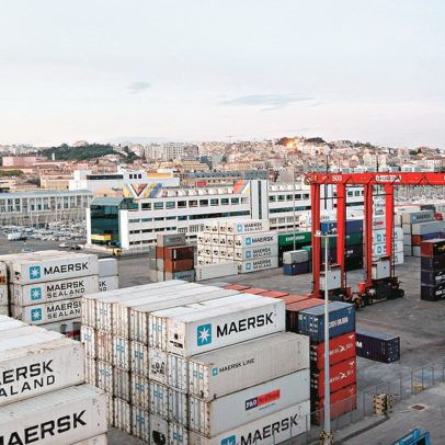 Exportações caem 14% em janeiro, importações sobem 2,5%