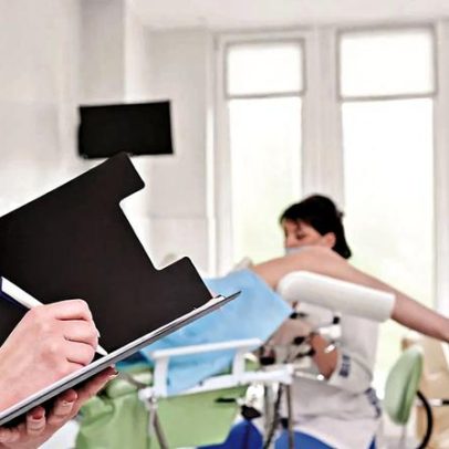 Estudantes de Medicina pedem avaliação nacional das perspetivas de carreira