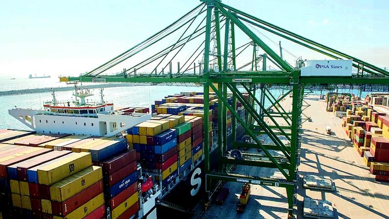 Espanha libertará até 11,5 milhões de barris de petróleo