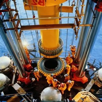 G7 discutem uso de reservas estratégicas de petróleo na segunda-feira