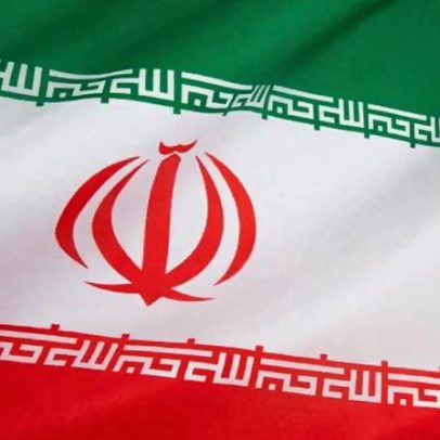 Teerão avisa EUA para não pôr à prova a determinação iraniana na defesa