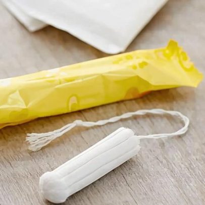 Estudantes no Porto criam dispensadores para combater pobreza menstrual