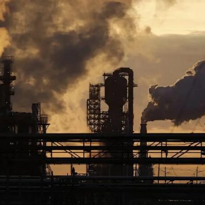 Petróleo WTI ultrapassa os 90 dólares pela primeira vez desde 2023
