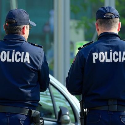 PSP de Setúbal persegue suspeito por agressão com roubo de 3850 euros
