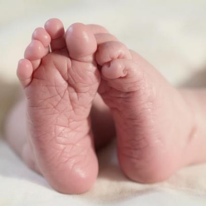 Bebé morre 15 dias após nascer em casa; ULS de Santa Maria denuncia o caso