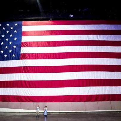 EUA autorizam entrega de petróleo russo retido no mar à Índia