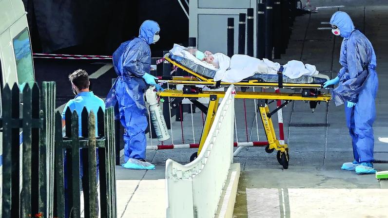 Trabalhadores da saúde em greve por progressões e fim de turnos abusivos