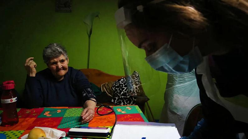 Utentes com menos recursos têm apenas uma hora diária de apoio domiciliário