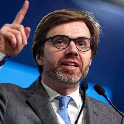 CDS-PP critica visita de Carneiro à Venezuela por ser extemporânea e imprudente