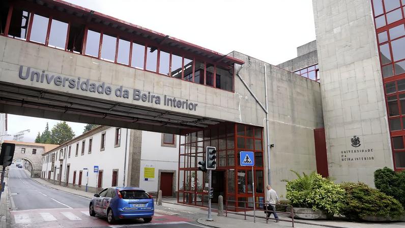 Laboratório da Universidade da Beira Interior evacuado por fuga de gás