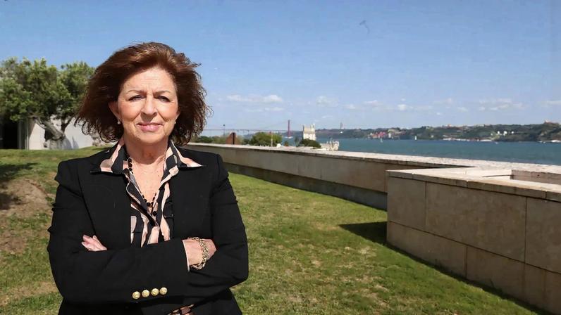 Leonor Beleza na delegação PSD no encerramento da reunião magna do PS em Viseu