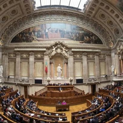 IL pede debate de urgência sobre efeitos da guerra e da sobrecarga fiscal