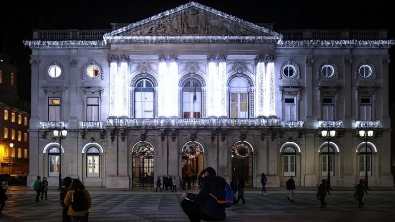 Câmara de Lisboa confirma buscas ligadas às iluminações de Natal