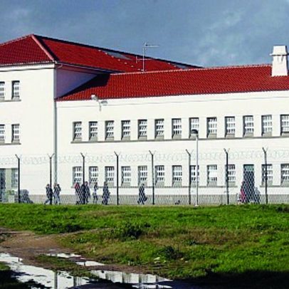 GNR procura burlona condenada em Mafra