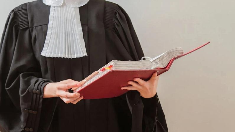 Oficiais de Justiça