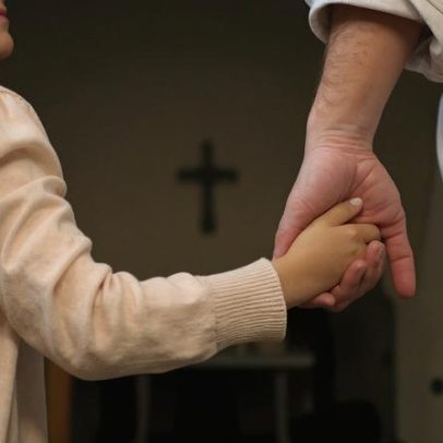 Igreja paga 1,6 milhões a 57 vítimas de abusos sexuais