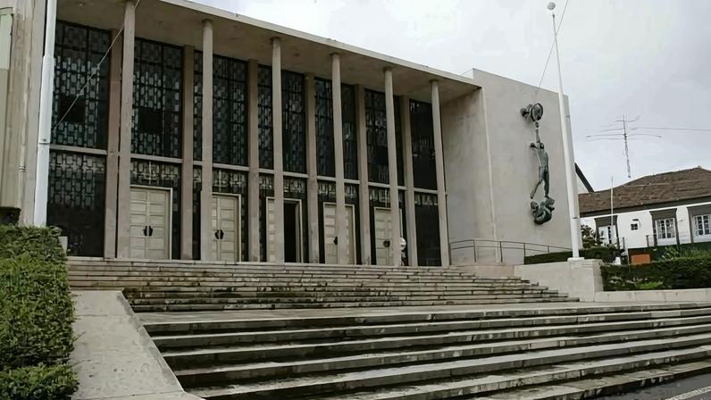 Funcionárias acusadas de maus-tratos em creche nos Açores vão a julgamento