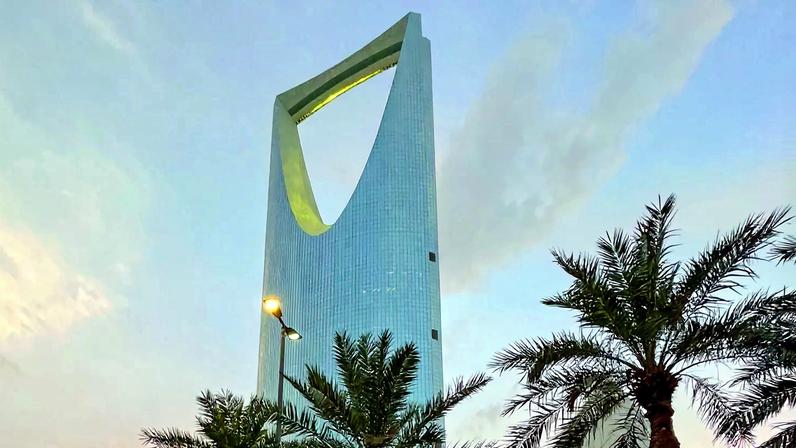 ‘Kingdom Tower” de Riade é o símbolo da modernidade saudita