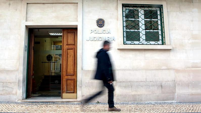 Dez detidos por suspeita de associação criminosa, corrupção e burla qualificada