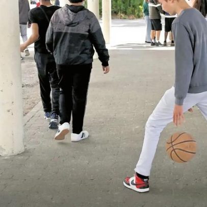 Diretores definem quem pode entrar nas escolas