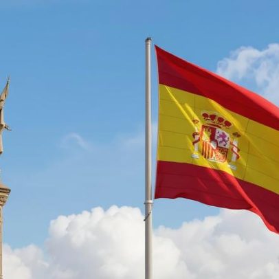 Espanha inicia retirada de espanhóis do Médio Oriente; 175 chegam a Madrid