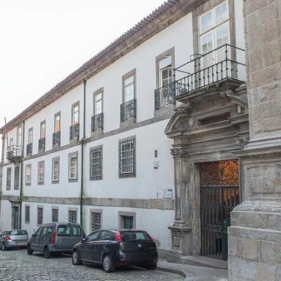 Motorista de TVDE agride passageiro e deixa-o em coma