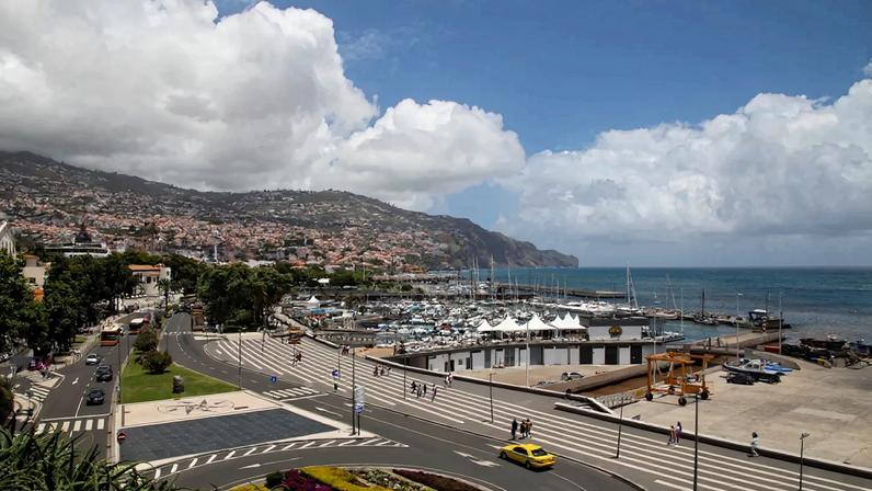 Proteção Civil da Madeira alerta para chuva e vento devido a passagem da depressão Therese
