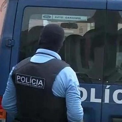 Condutor recusa-se a identificar-se e fere PSP em Coimbra